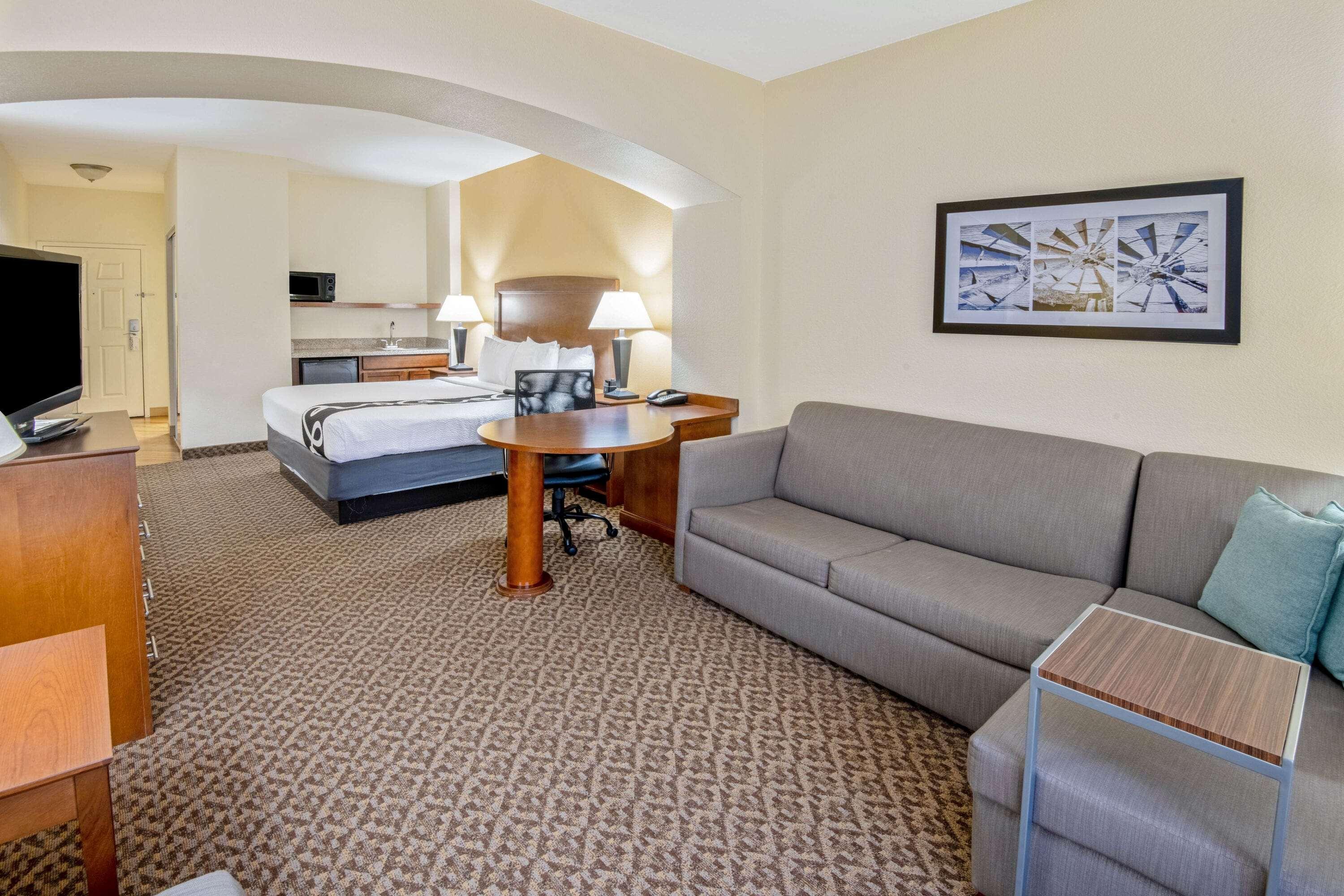 La Quinta By Wyndham Lawton / Fort Sill Exterior photo