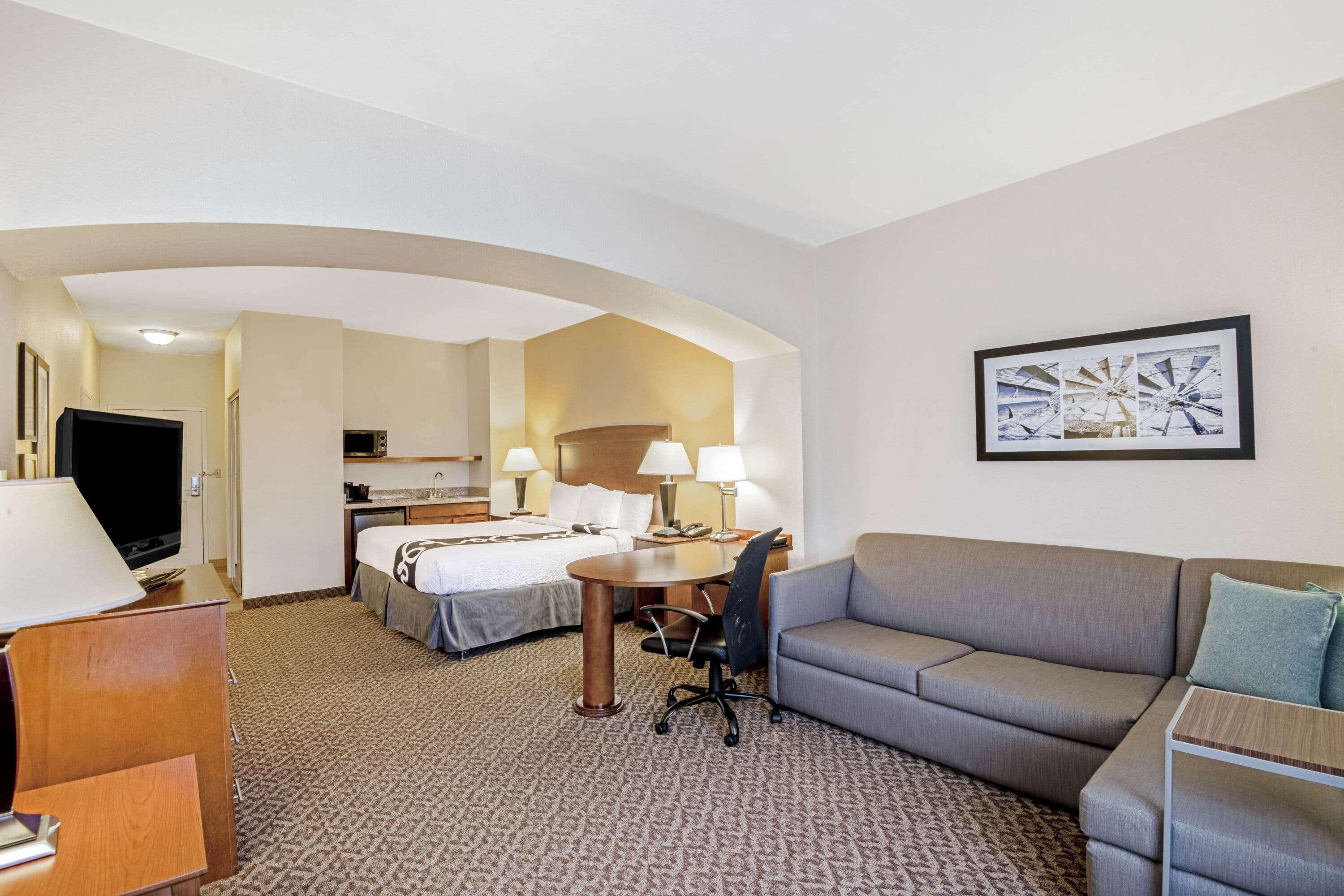 La Quinta By Wyndham Lawton / Fort Sill Exterior photo